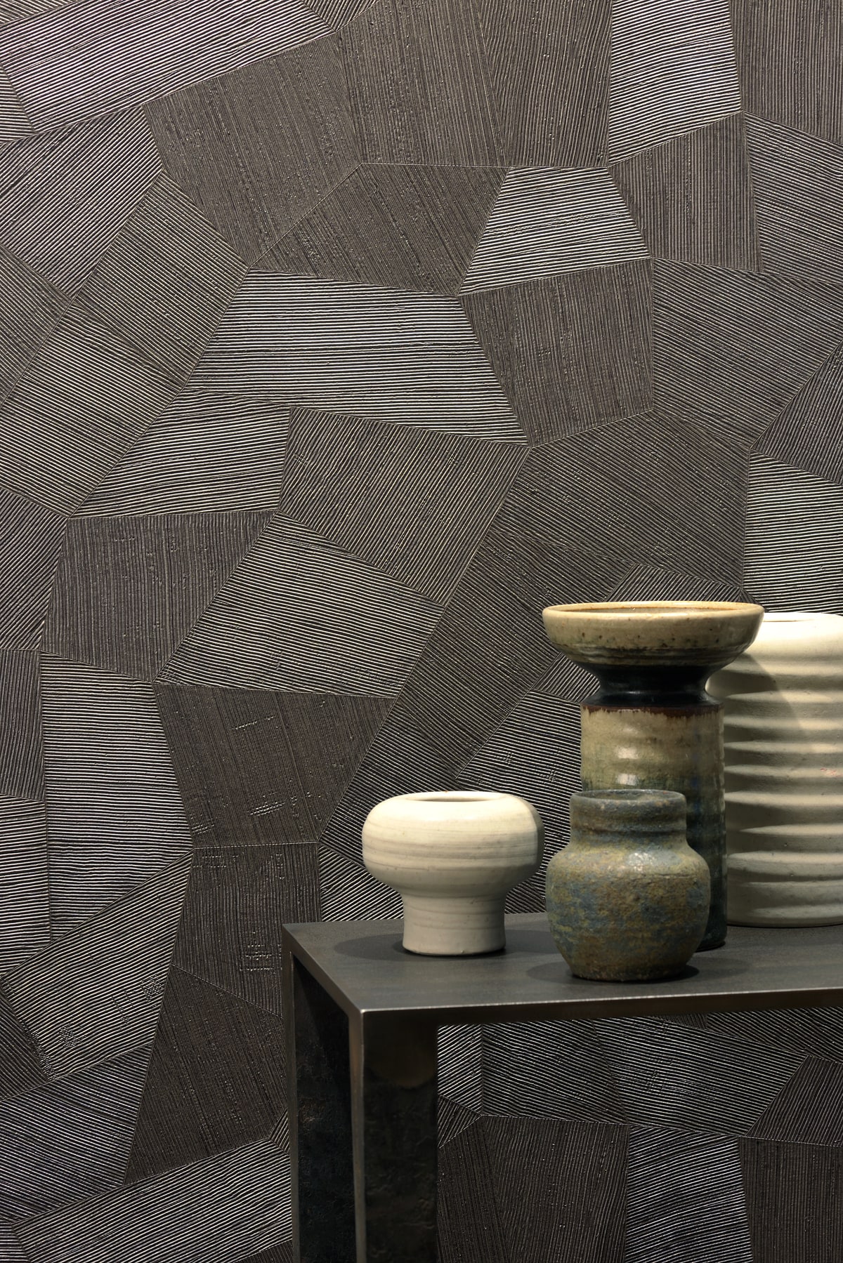 Facet in een interieur, kleur Dark Shadow — niet de kleur van dit product