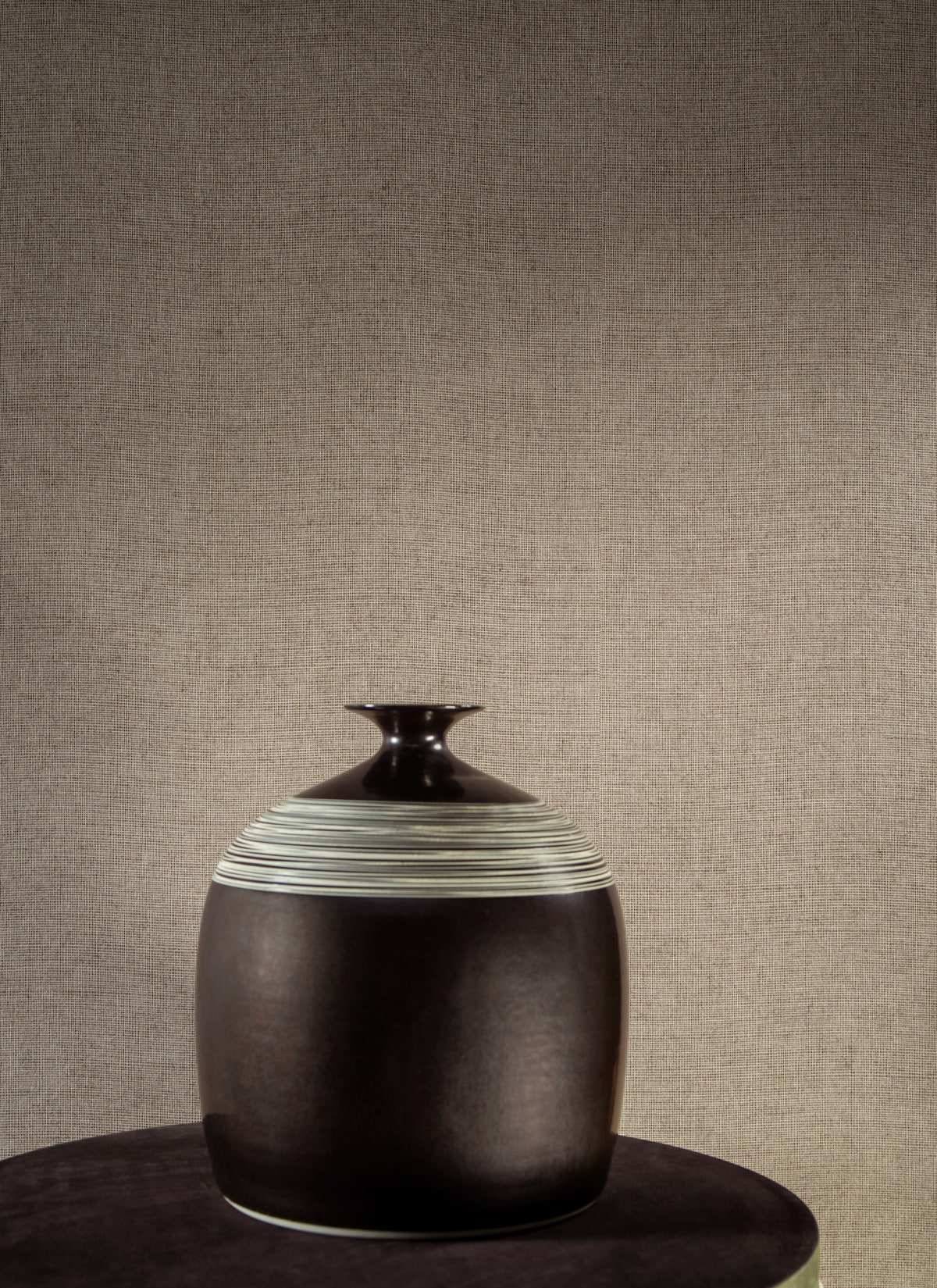 Tulle in een interieur, kleur Umber — niet de kleur van dit product